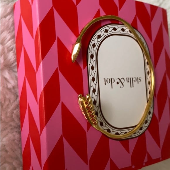 ➡️➡️ Stella and Dot Gilded Arrow Bangle - Picture 7 of 11